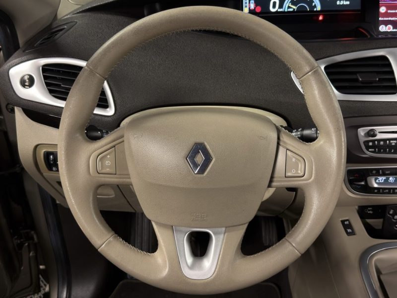 RENAULT GRAND SCENIC 3 III 1.9 DCI 130 Cv 1ERE MAIN / 37 700 Kms ATTELAGE GPS CAMERA - GARANTIE 1 AN