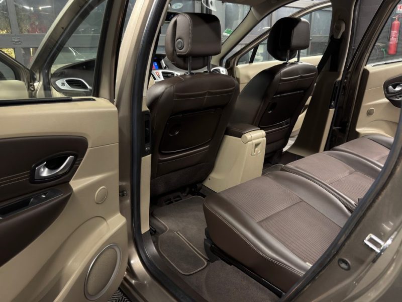 RENAULT GRAND SCENIC 3 III 1.9 DCI 130 Cv 1ERE MAIN / 37 700 Kms ATTELAGE GPS CAMERA - GARANTIE 1 AN
