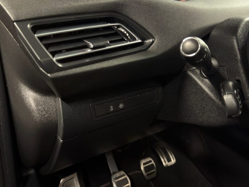 PEUGEOT 308 II PHASE 2 GT LINE 1.2 TUBRO 130 Cv APPLE & ANDROID TOIT PANO GPS CAMERA - GARANTIE 1 AN