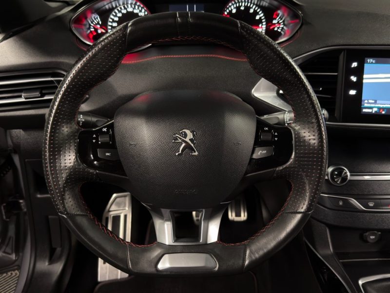 PEUGEOT 308 II PHASE 2 GT LINE 1.2 TUBRO 130 Cv APPLE & ANDROID TOIT PANO GPS CAMERA - GARANTIE 1 AN