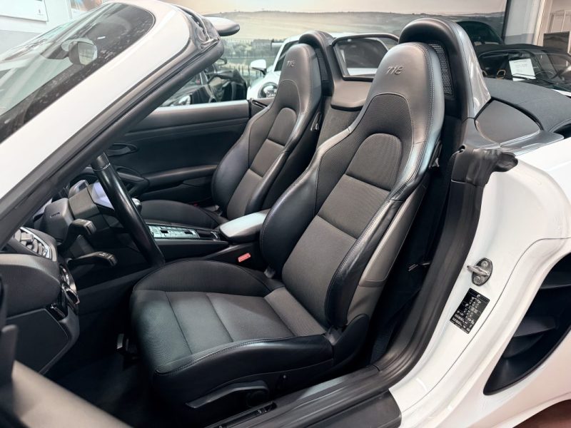 PORSCHE BOXSTER 718 T 2.0 300ch 