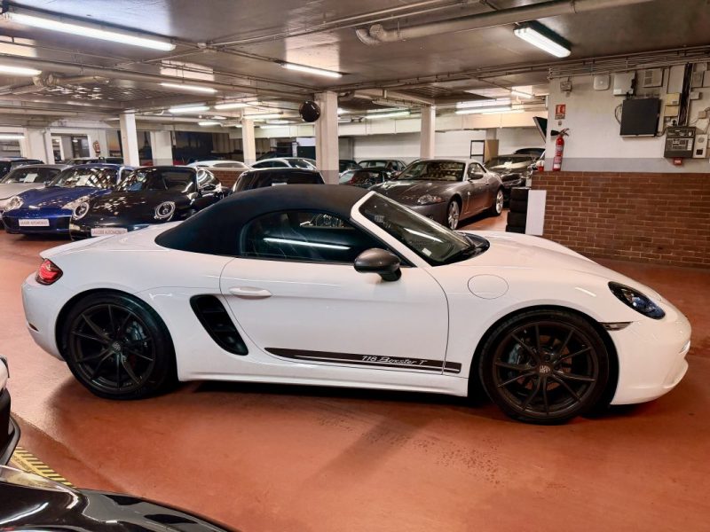 PORSCHE BOXSTER 718 T 2.0 300ch 