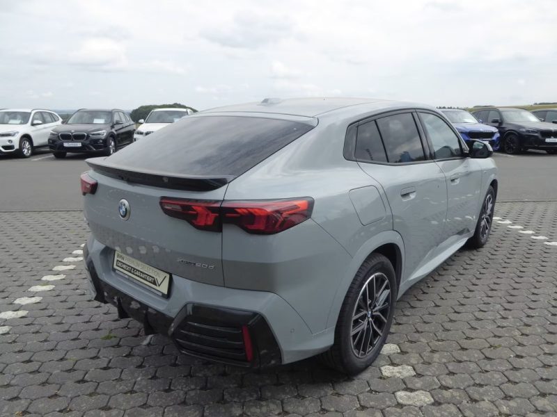 BMW X2 XDRIVE20D / HUD / HARMAN KARDON / 360° / M SPORT 2024