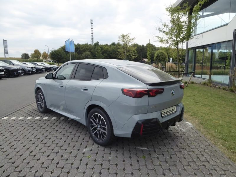 BMW X2 XDRIVE20D / HUD / HARMAN KARDON / 360° / M SPORT 2024