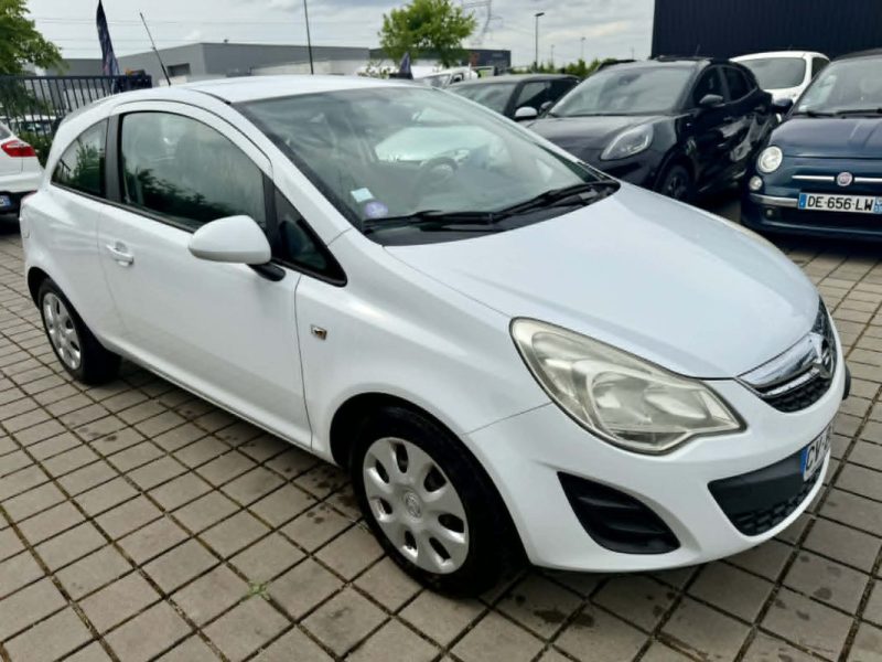 OPEL  CORSA TWINPORT 1.2L 86CH GRAPHITE 