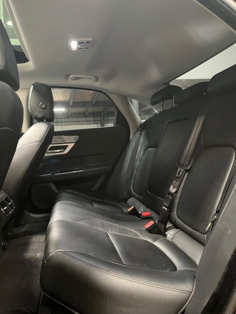MAGNIFIQUE JAGUAR XF PURE 2.0D 180CH (CAMÉRA DE RECUL, TOIT OUVRANT, RADAR AVANT/ARRIÈRE)⭐️⭐️⭐️⭐️⭐️