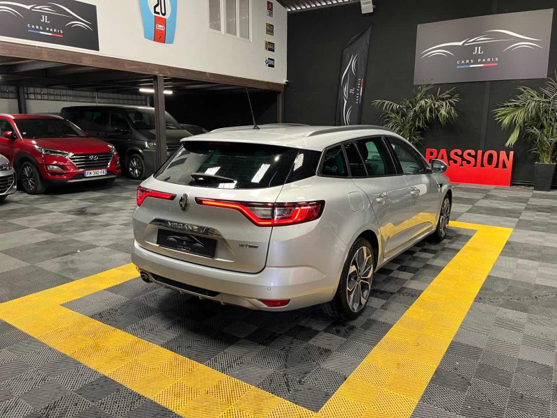 MAGNIFIQUE MÉGANE 4 ESTATE GT LINE 160CH (CAMÉRA DE RECUL, RADAR AVANT/ARRIÈRE)⭐️⭐️⭐️⭐️⭐️