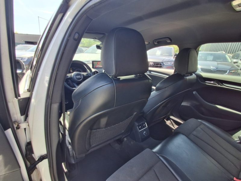 AUDI A3 1.5 TFSI 150 CV S-LINE BVM6 SUIVIE D'ENTRETIEN DISPONIBLE