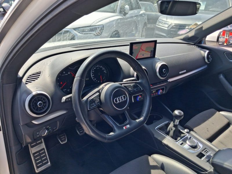 AUDI A3 1.5 TFSI 150 CV S-LINE BVM6 SUIVIE D'ENTRETIEN DISPONIBLE