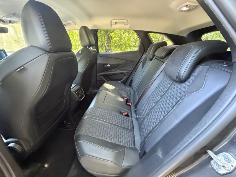 PEUGEOT 3008 II HYBRID 225CH E-EAT8 ROADTRIP 