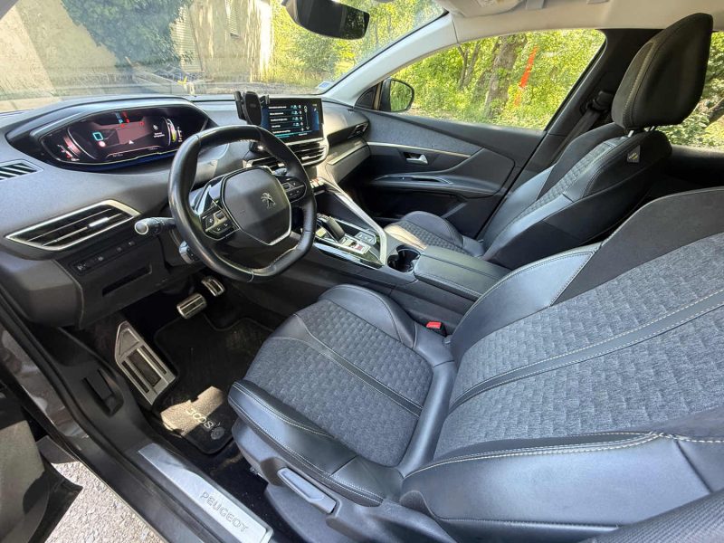 PEUGEOT 3008 II HYBRID 225CH E-EAT8 ROADTRIP 