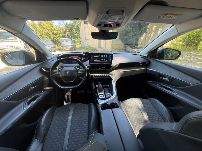 PEUGEOT 3008 II HYBRID 225CH E-EAT8 ROADTRIP 