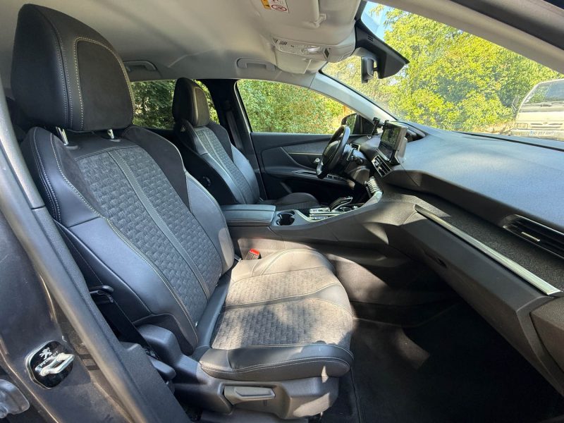 PEUGEOT 3008 II HYBRID 225CH E-EAT8 ROADTRIP 