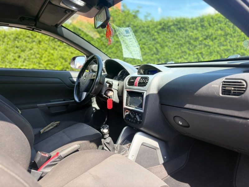 OPEL TIGRA 1.4 ROADSTER // EN L’ÉTAT //  TOIT HS