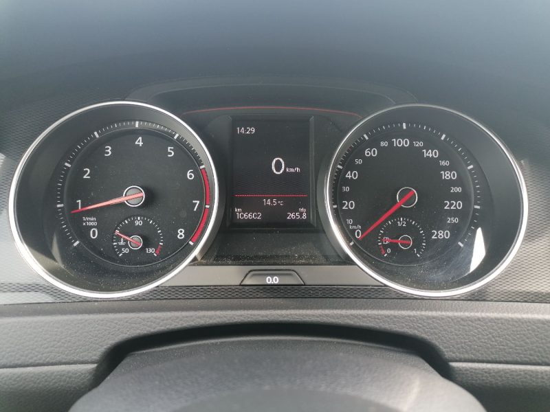 VOLKSWAGEN Golf VII GTI - 230ch Performance 
