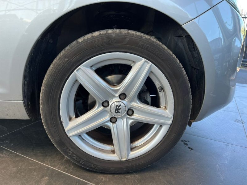 🚗 FORD KA 1.2 69ch ⚙️ TITANIUM ❄️ Climatisation 📡 Radar de recul 📱 Bluetooth