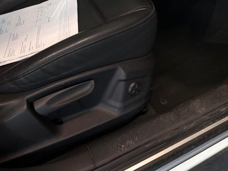 Audi Q3 2.0 TDI 177CH BVA  QUATTRO  🌤️ Toit panoramique | 🛋️ Cuir | 🗺️ GPS | Vendu en état  