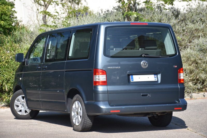 Volkswagen Multivan T5 2.5 TDI 130 7 places