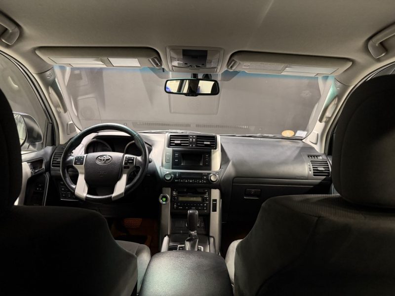 TOYOTA LAND CRUISER LC150 173 D-4D LEGENDE 3 PORTES BA 2010