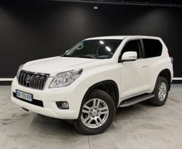 TOYOTA LAND CRUISER LC150 173 D-4D LEGENDE 3 PORTES BA 2010