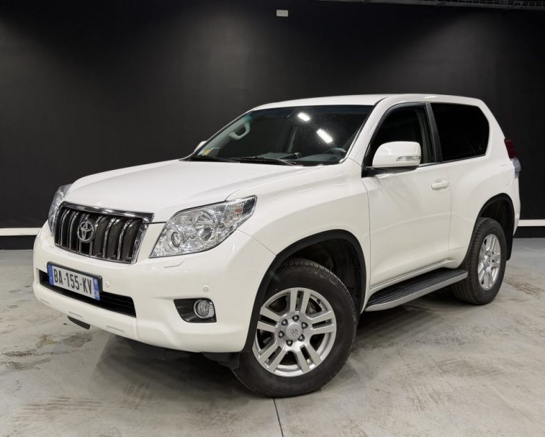 TOYOTA LAND CRUISER LC150 173 D-4D LEGENDE 3 PORTES BA 2010
