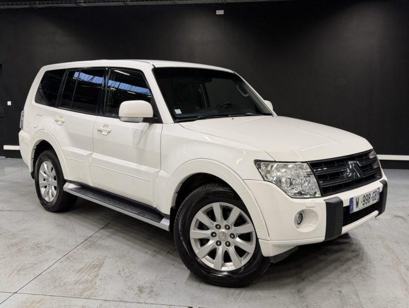MITSUBISHI PAJERO 3.2 DI-D INVITE 2010