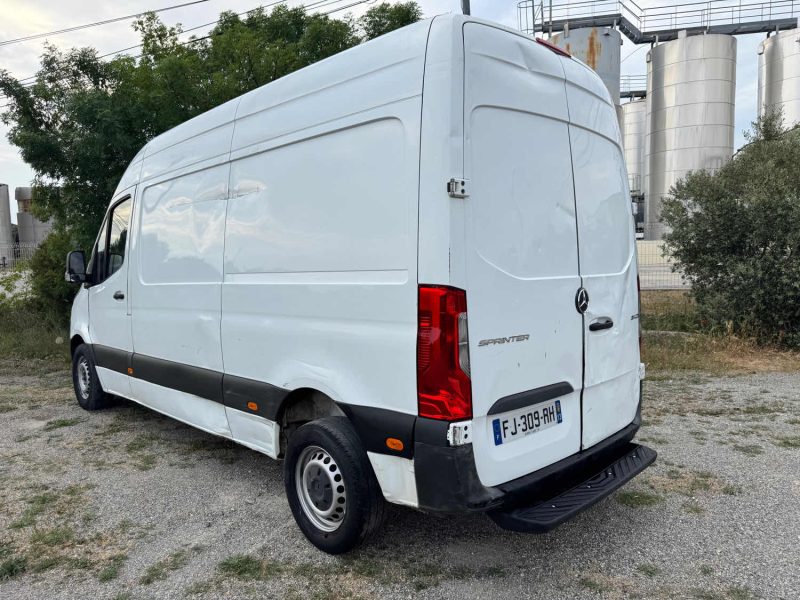 MERCEDES SPRINTER 311 CDI 2.2 D 114 Cv FWD TRACTION AVANT L2H1