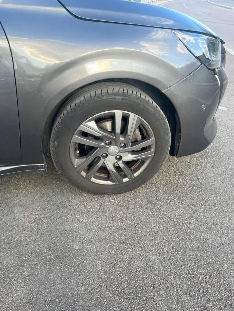 PEUGEOT 208 1.2 PURETECH 100CH BOITE AUTO