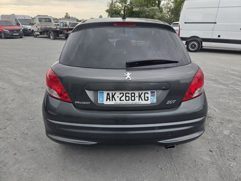PEUGEOT 207 1.6 HDI 90 PRENIUM  2010 138760 km 