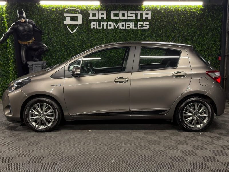 TOYOTA YARIS 3 III PHASE 3 HYBRID 1.5 VVTi 100 Cv 1ERE MAIN / 6.577 Kms BOITE AUTO - GARANTIE 1 AN