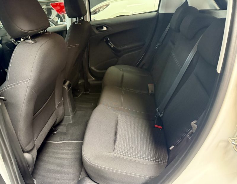 PEUGEOT 208 1.5 BLUEHDI 100CH ALLURE BUSINESS