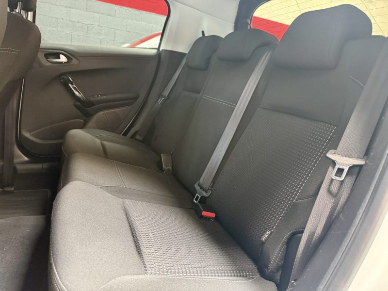 PEUGEOT 208 1.5 BLUEHDI 100CH ALLURE BUSINESS