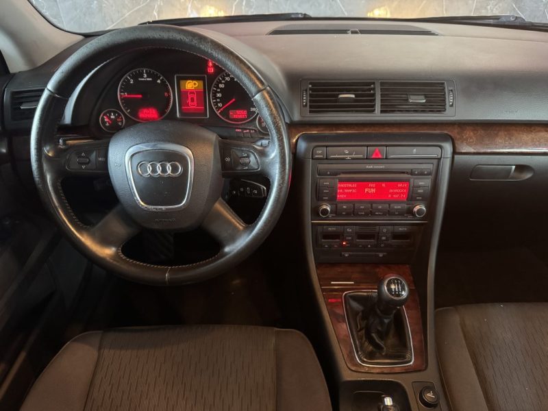 AUDI A4 AVANT 1.9 TDI ATTRACTION 2007