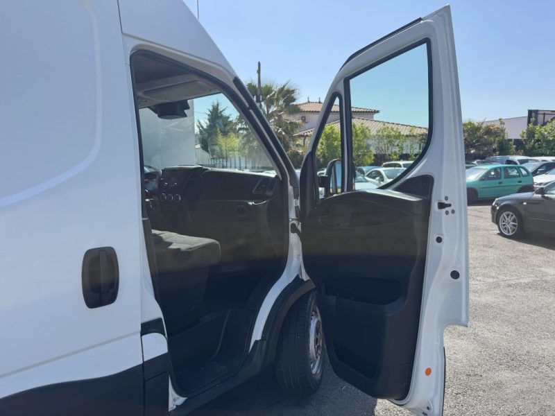 IVECO 35S14 35S14 2.3 136 2018