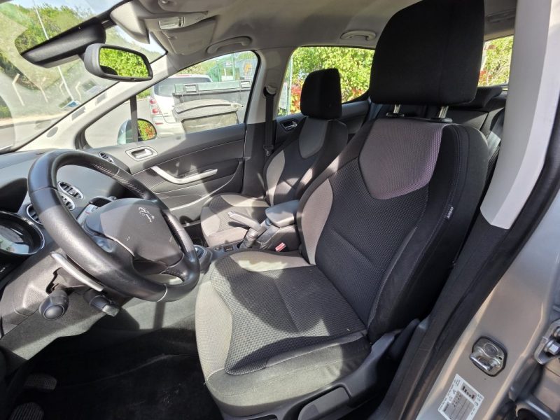 Peugeot 308 1.6 e-HDI 112ch Allure ETG6
