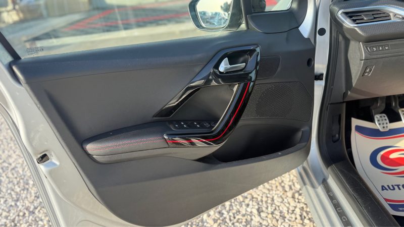 PEUGEOT 208 1.2 E THP  110CH GT LINE 2017