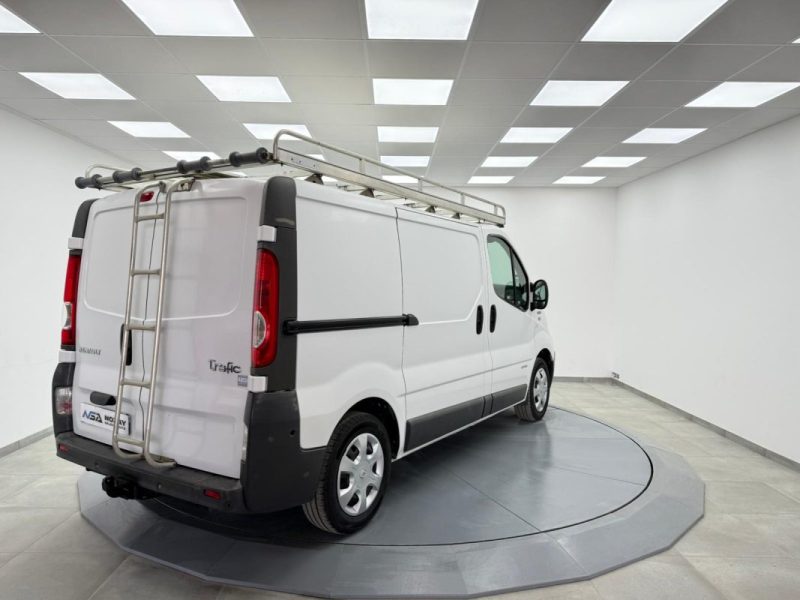 RENAULT TRAFIC GRAND CONFORT L1H1 2.0DCI 115 CV