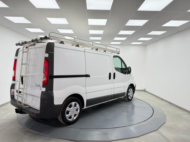 RENAULT TRAFIC GRAND CONFORT L1H1 2.0DCI 115 CV