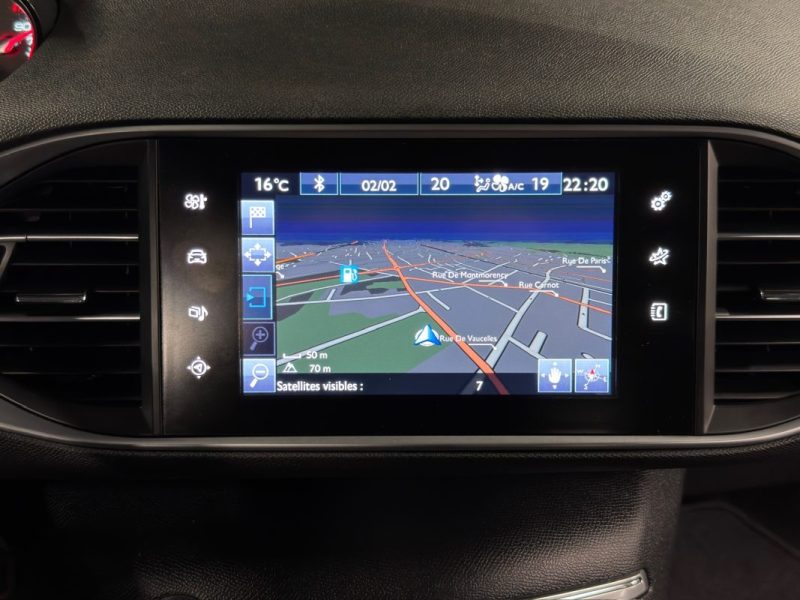 PEUGEOT 308 II ALLURE 1.2 130 Cv BOITE AUTO TOIT PANORAMIQUE ECRAN GPS CRIT AIR 1 - GARANTIE 1 AN
