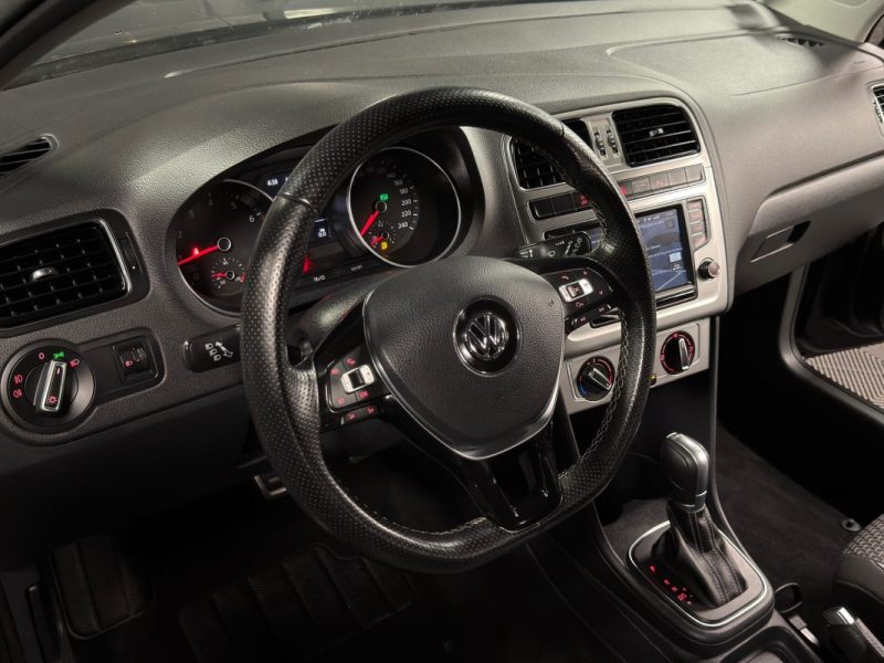VOLKSWAGEN POLO CROSS 5 V PHASE 2 1.2 TSI 90 Cv DSG7 ECRAN GPS 5 PORTES / 34 200 Kms - GARANTIE 1 AN