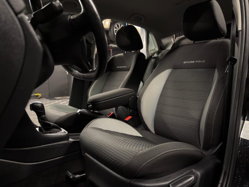 VOLKSWAGEN POLO CROSS 5 V PHASE 2 1.2 TSI 90 Cv DSG7 ECRAN GPS 5 PORTES / 34 200 Kms - GARANTIE 1 AN