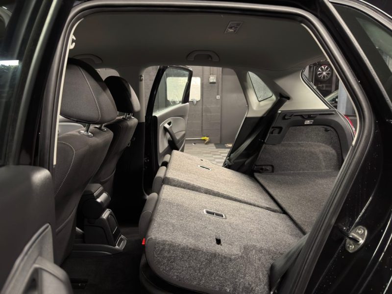 VOLKSWAGEN POLO CROSS 5 V PHASE 2 1.2 TSI 90 Cv DSG7 ECRAN GPS 5 PORTES / 34 200 Kms - GARANTIE 1 AN