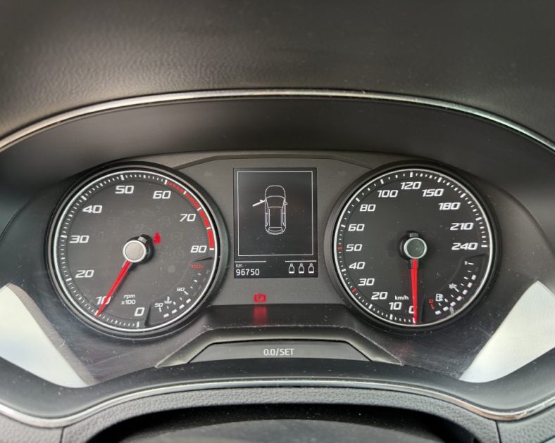 SEAT ARONA 1.0 EcoTSI 115ch - Finition EXCELLENCE - CarPlay - Caméra de recul - ENTRETIEN COMPLET