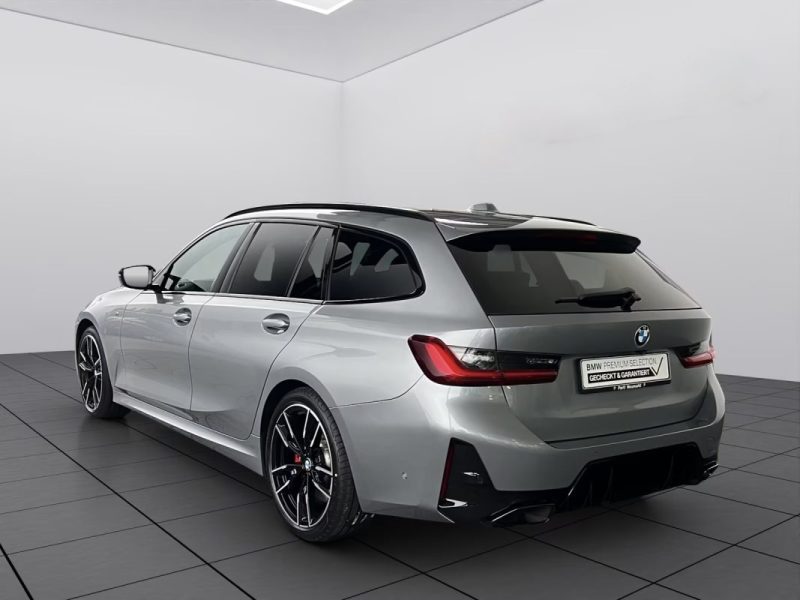 BMW M340D XDRIVE TOURING / TOIT PANORAMIQUE / HARMAN KARDON / ATTELAGE / M SPORT PRO 2023