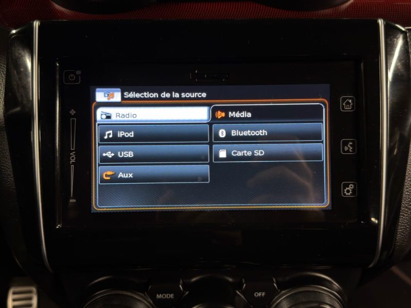 SUZUKI SWIFT 5 V SPORT 1.4 VVT Boosterjet 140 Cv 5 PORTES APPLE CARPLAY LEDS KEYLESS - GARANTIE 1 AN