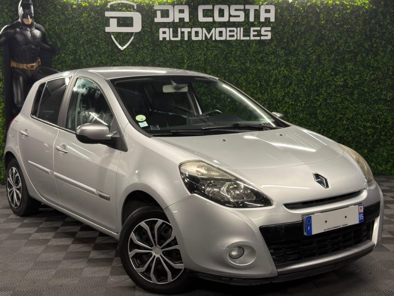 RENAULT CLIO 3 III PHASE 2 DYNAMIQUE TOMTOM 1.5 DCI 90 Cv 5 Pts ECRAN GPS BLUETOOTH - GARANTIE 1 AN