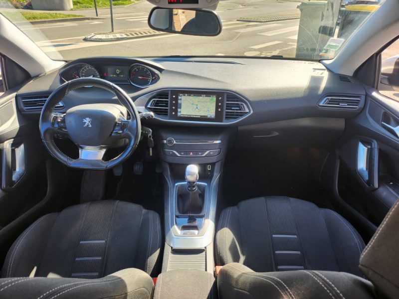 PEUGEOT 308 II ALLURE