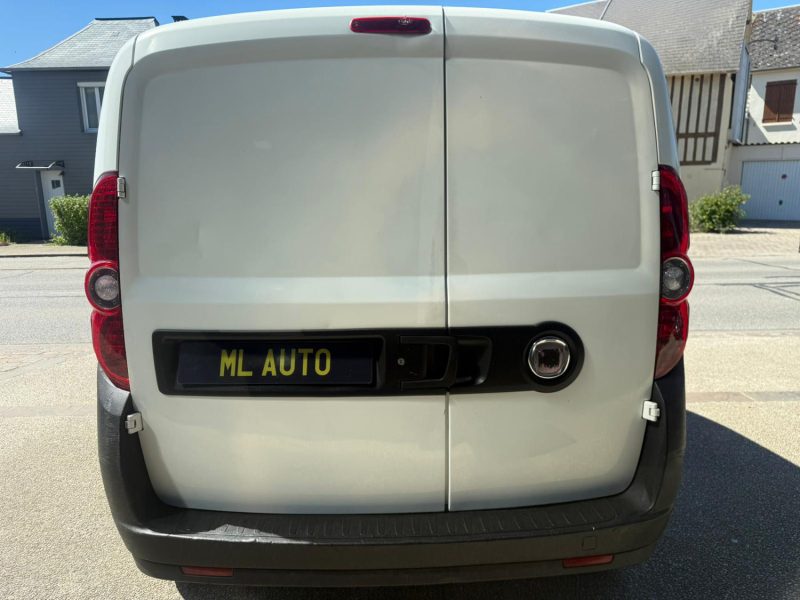 Fiat Doblo II Cargo 1.3 90Ch Pack