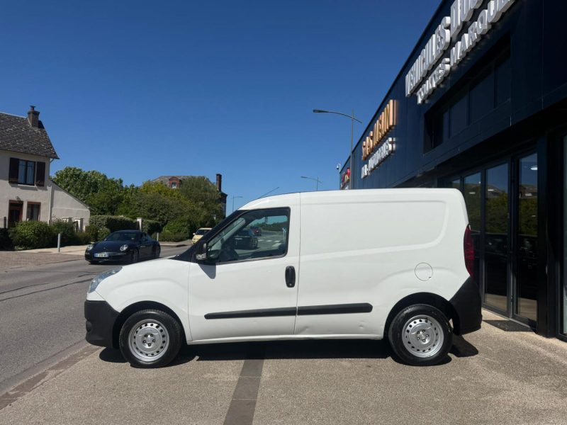 Fiat Doblo II Cargo 1.3 90Ch Pack