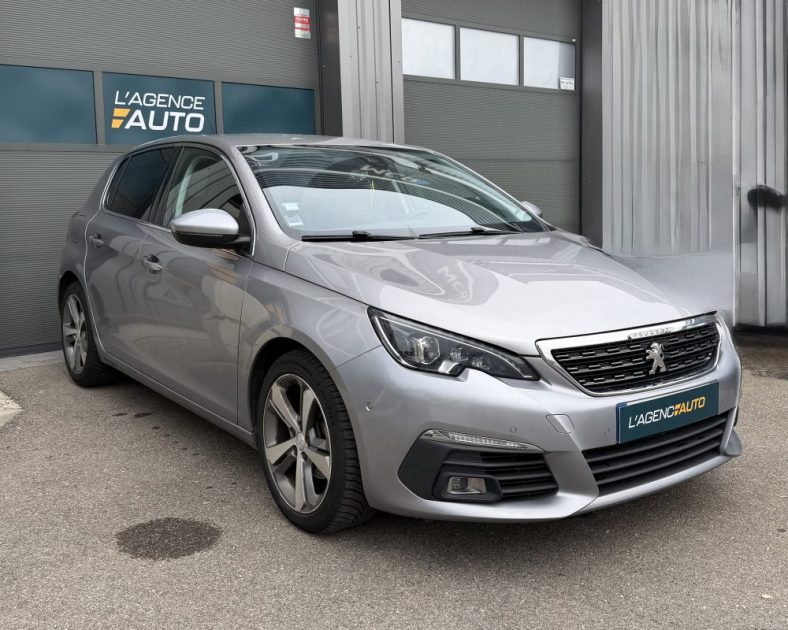 Peugeot 308 Allure - 131ch – DISTRIBUTION NEUVE  - Véhicule sous garantie - Très bon état